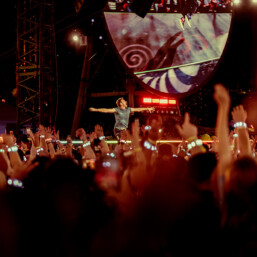 Coldplay Empower Field Denver 18
